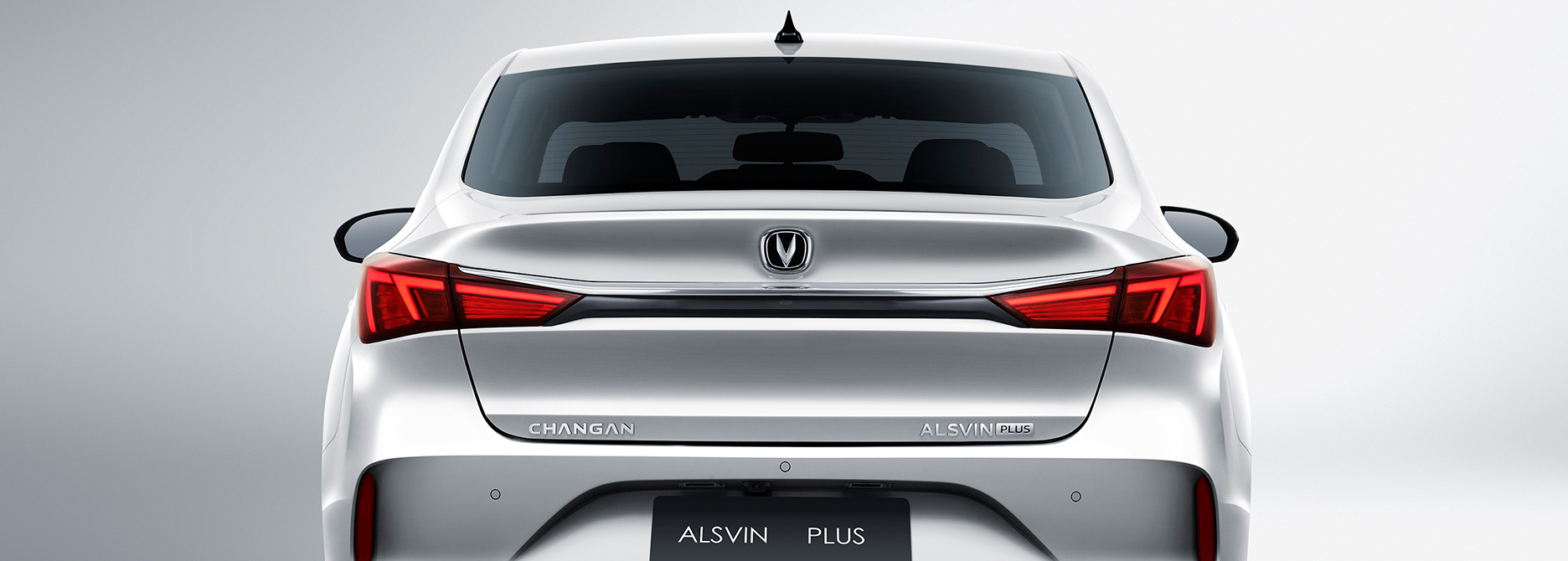 Sensores y Cámara de Retroceso